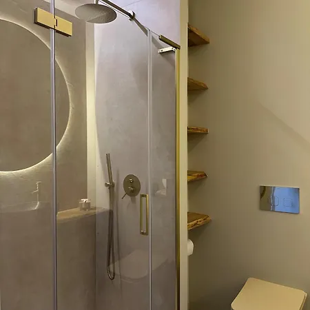 Balinese Style Γκντανσκ